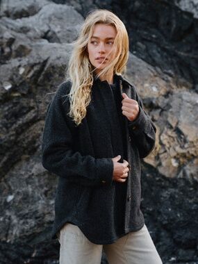 BNWT Anián Loft Coat in Storm, L